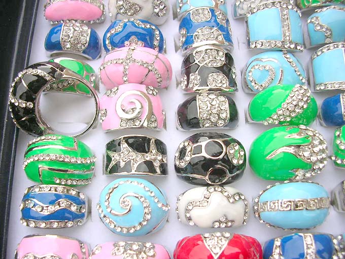ring-jewelry-136b
