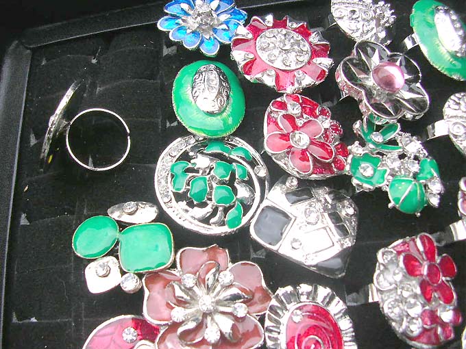 ring-jewelry-156b