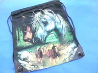 horse-cotton-cinch-bag-1