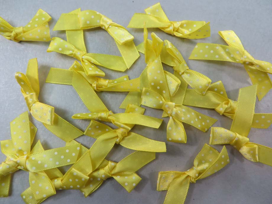 appliquebow02a