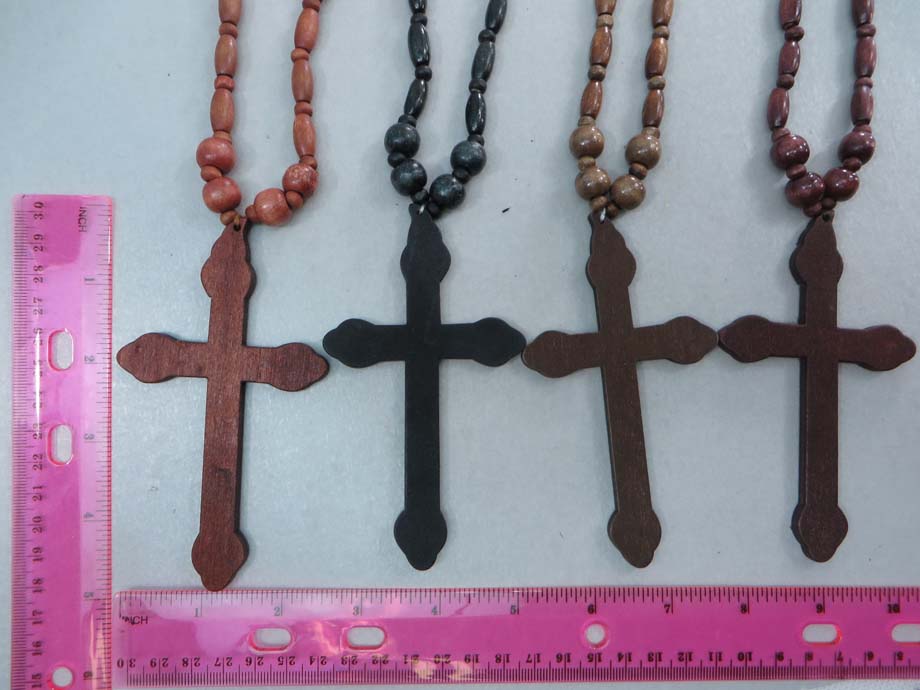 rosarynecklace2c
