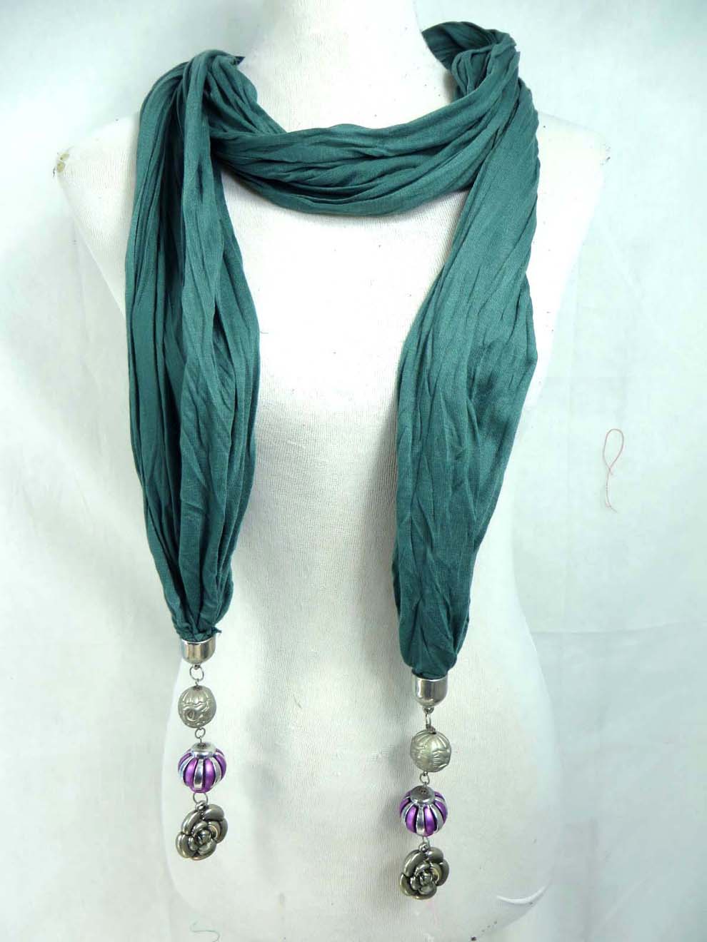 pendantscarf20yi