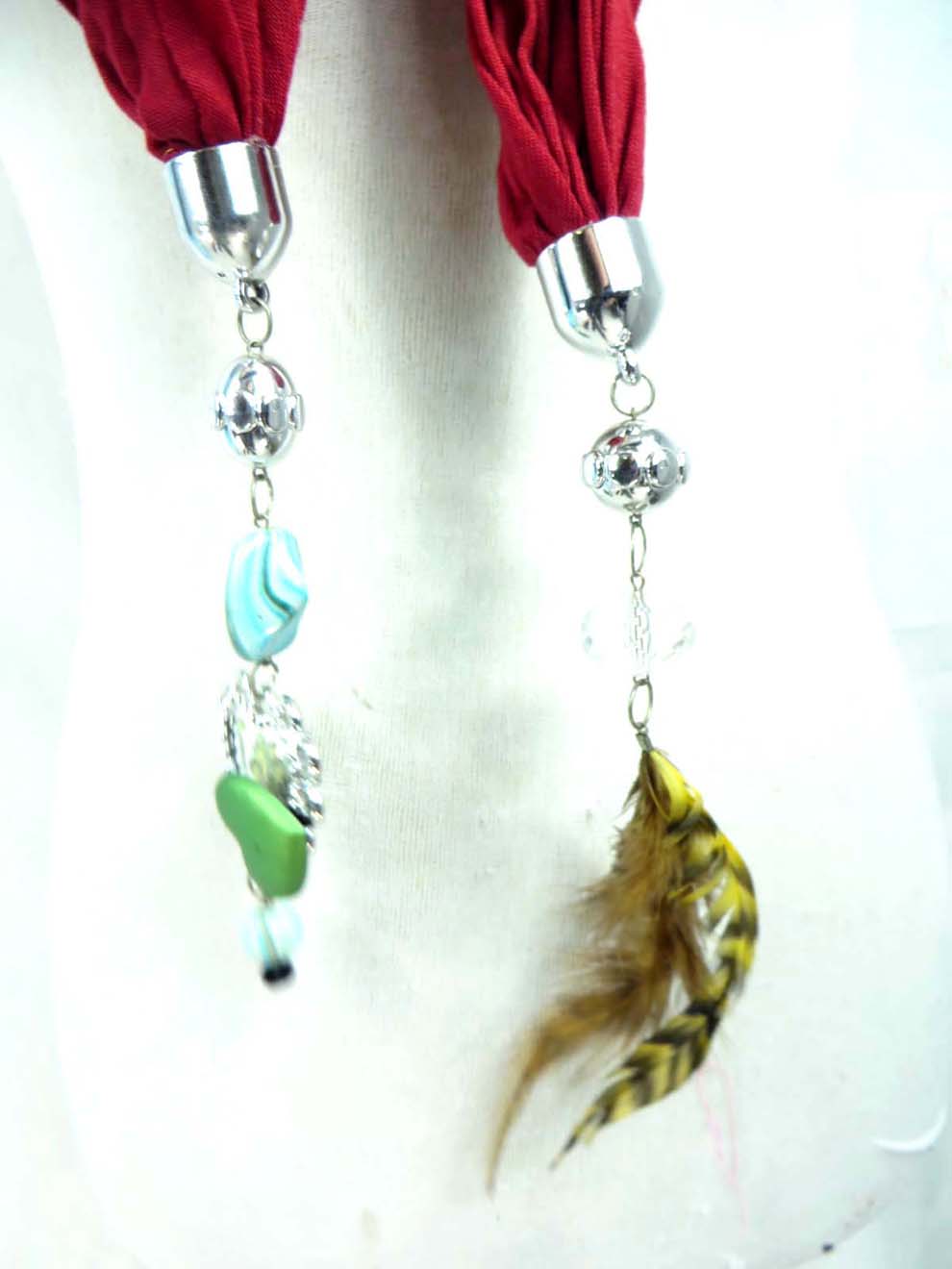 pendantscarf20yn