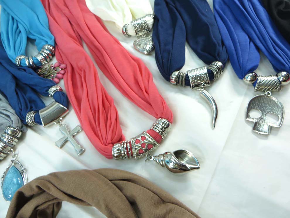 pendantscarf21g