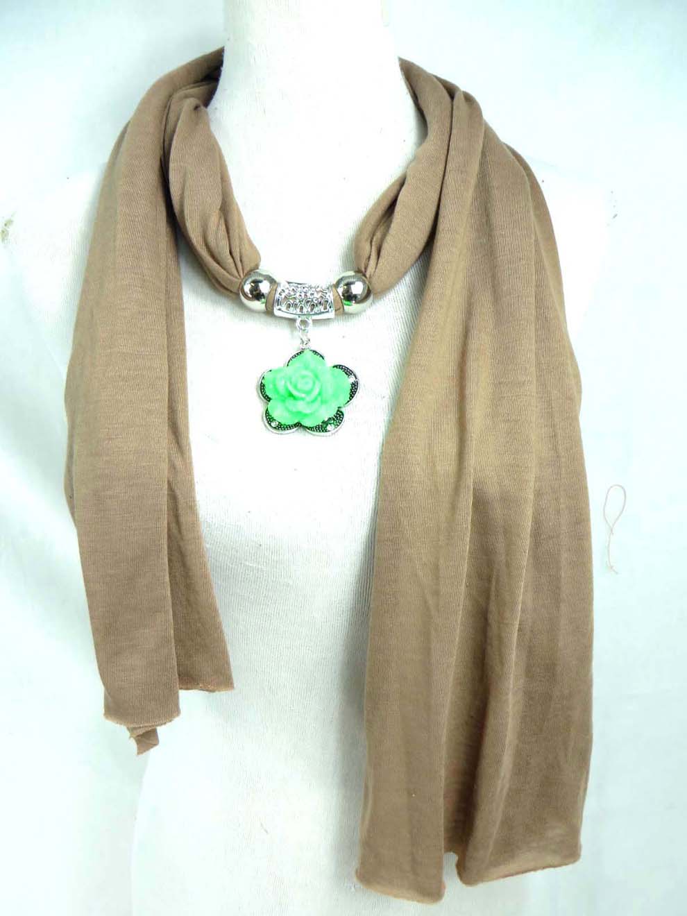 pendantscarf22yaa