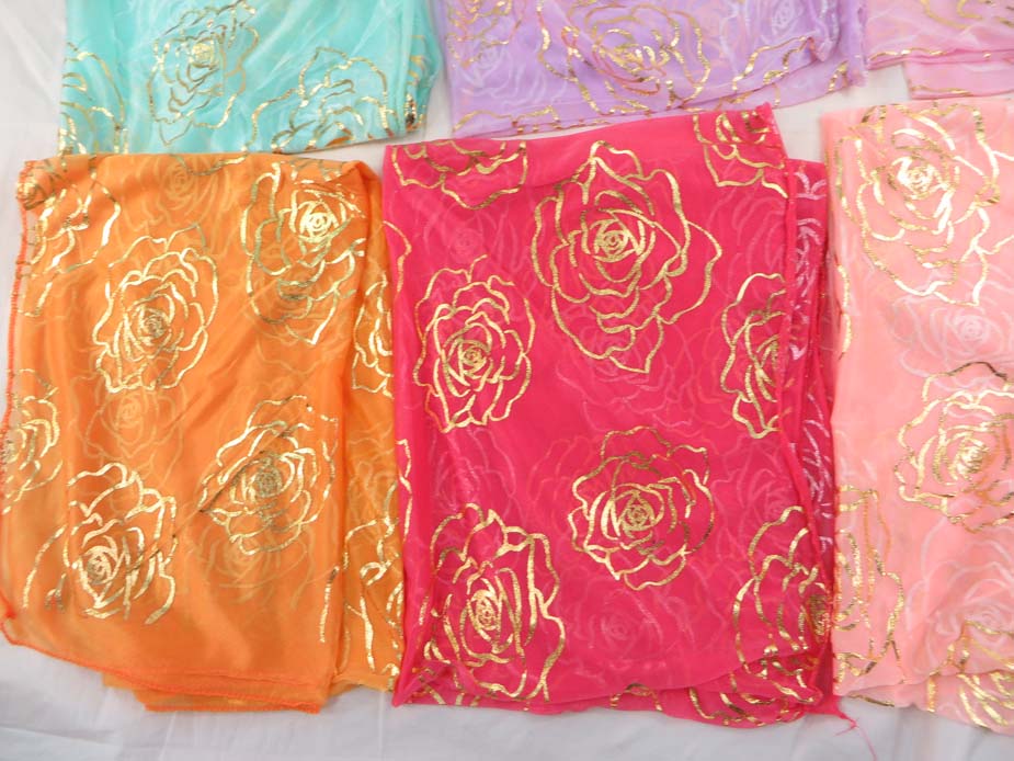 scarfgold2c