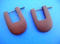 Wooden post earrings in trendy purse theme