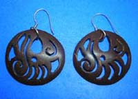 Trendy wood fish hook earrings in circle with carved out design