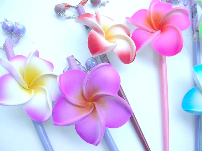 foam-plumeria-flowers-hair-pick-06c