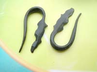 Natural organic horn tribal talons ear plugs