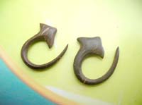 coconut wooden talon claw small gauge