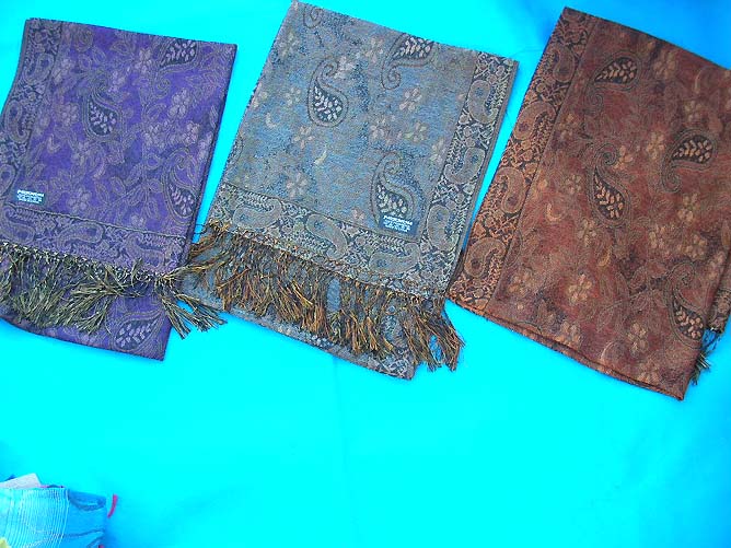pure-pashmina-woolen-scarves-626e