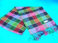 spring-fashion-small-grids-shawl-630a