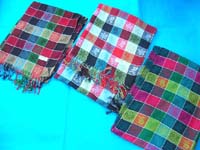 spring-fashion-small-grids-shawl-630g