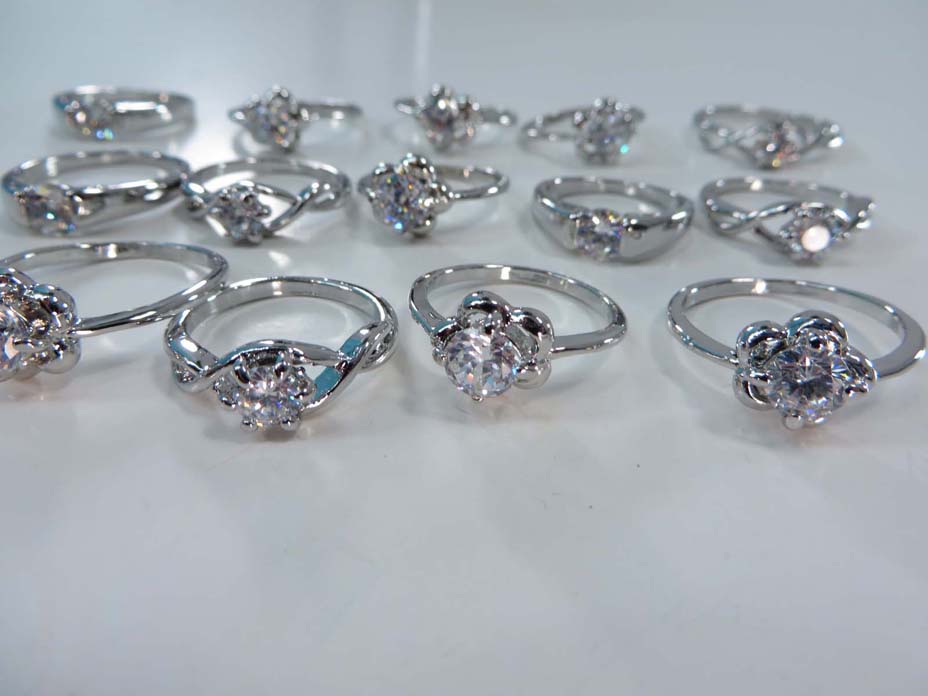 ring-b09b