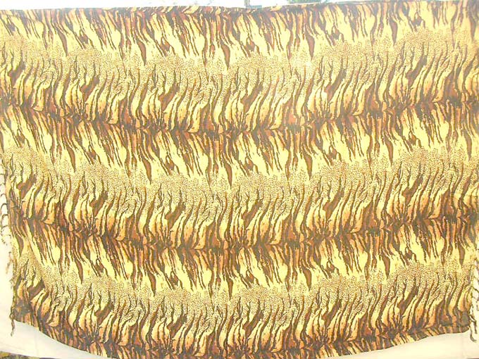 g7-animal-skin-wrapskirt-sarong01