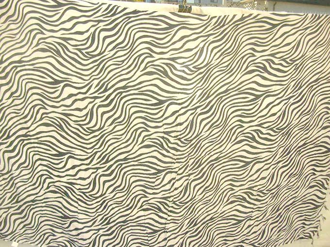 g7-animal-skin-wrapskirt-sarong05
