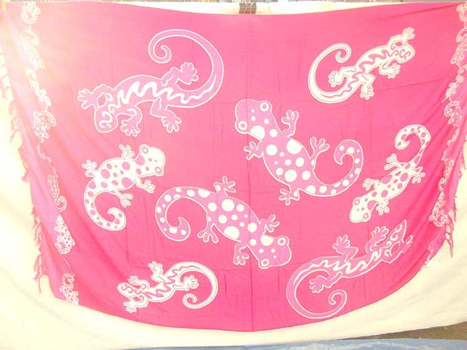 g8-bali-java-sarongs-08