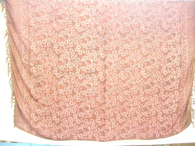 r4-bali-floral-rayon-sarong-01