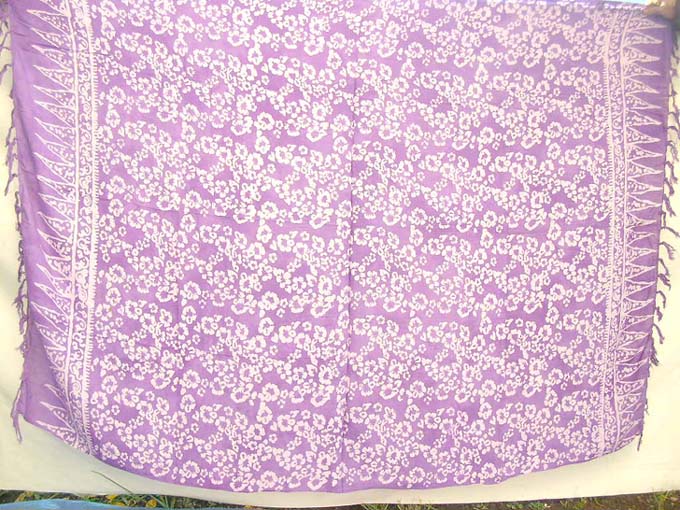 r4-bali-floral-rayon-sarong-04