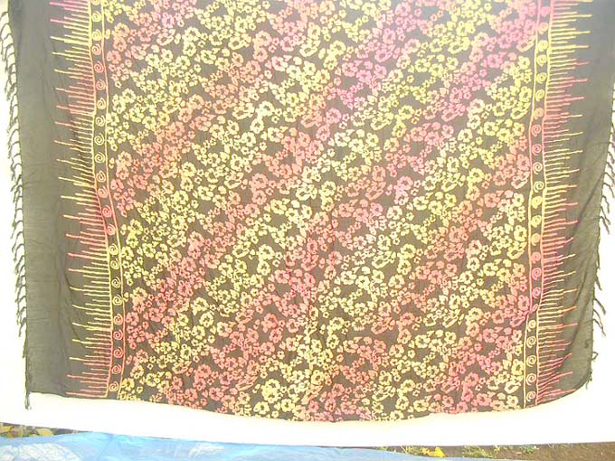 r4-bali-floral-rayon-sarong-12