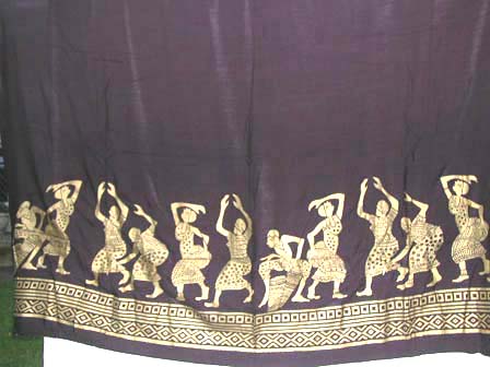 golden-dancer-black-sarong
