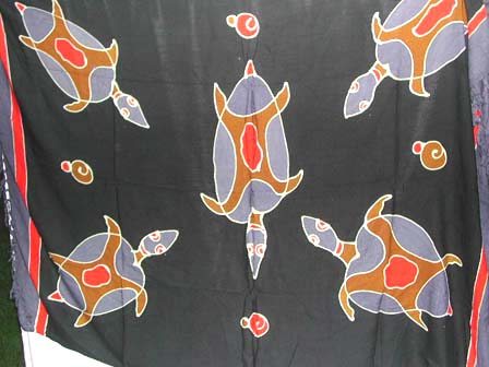 turtle-black-red-sarong
