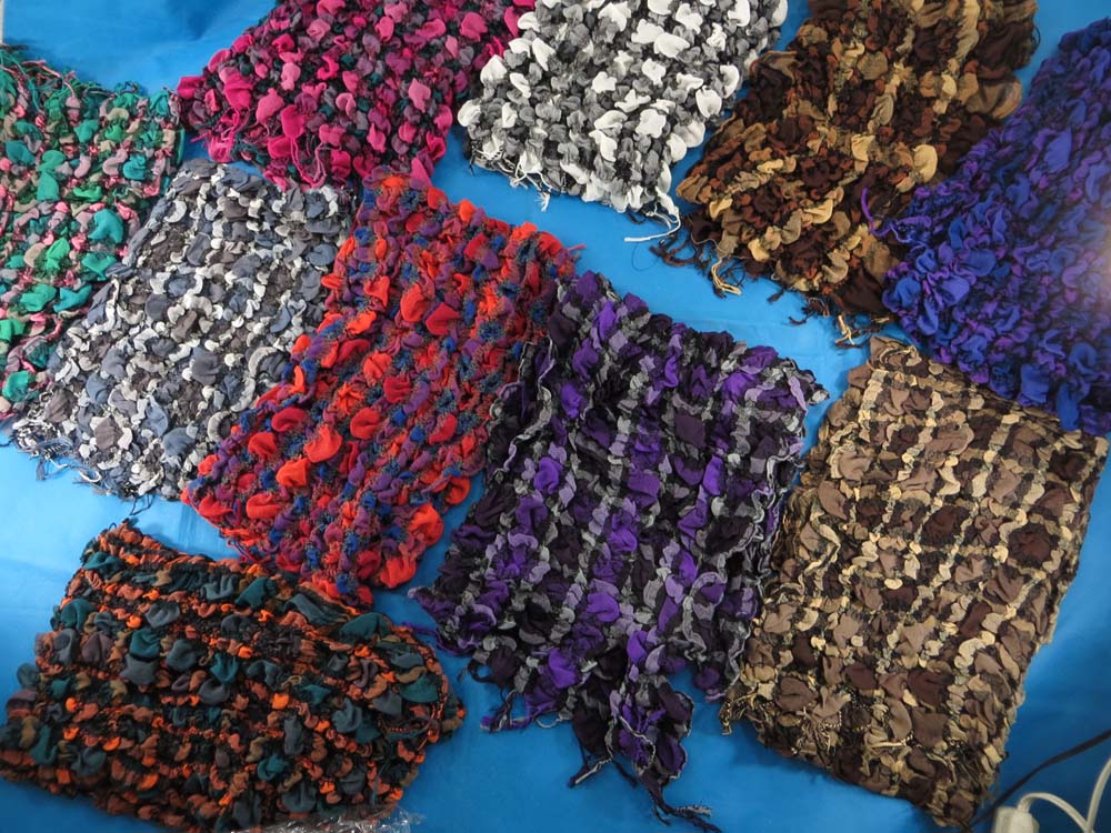 bubble-scarf-slayer-di1-47a