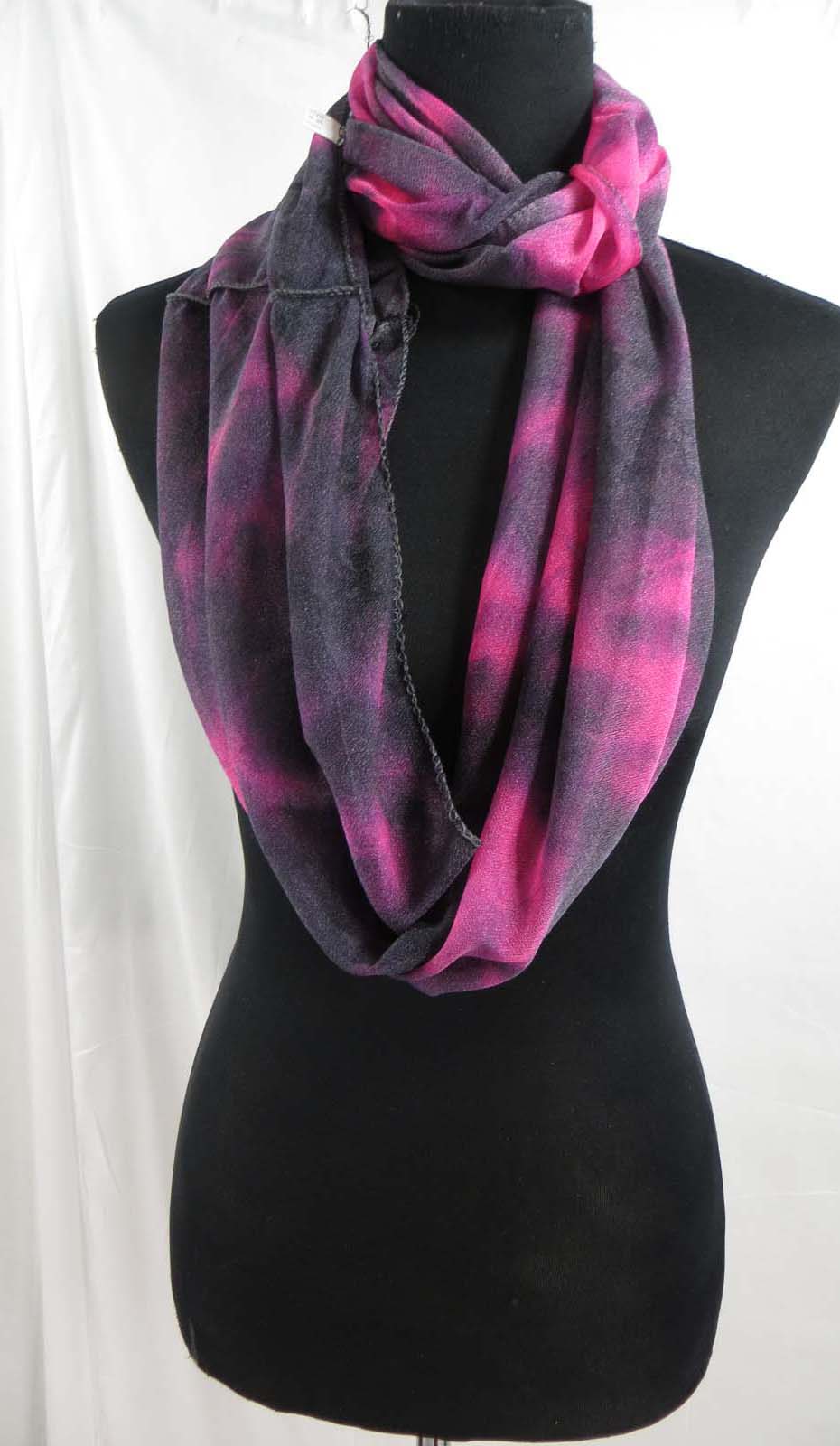 infinity-scarf-u2-76v