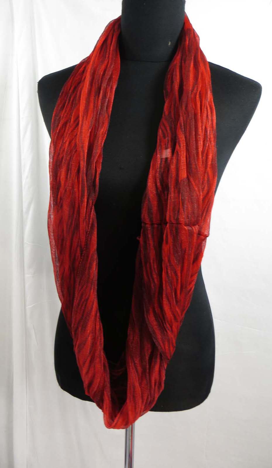 infinity-scarf-u2-77s