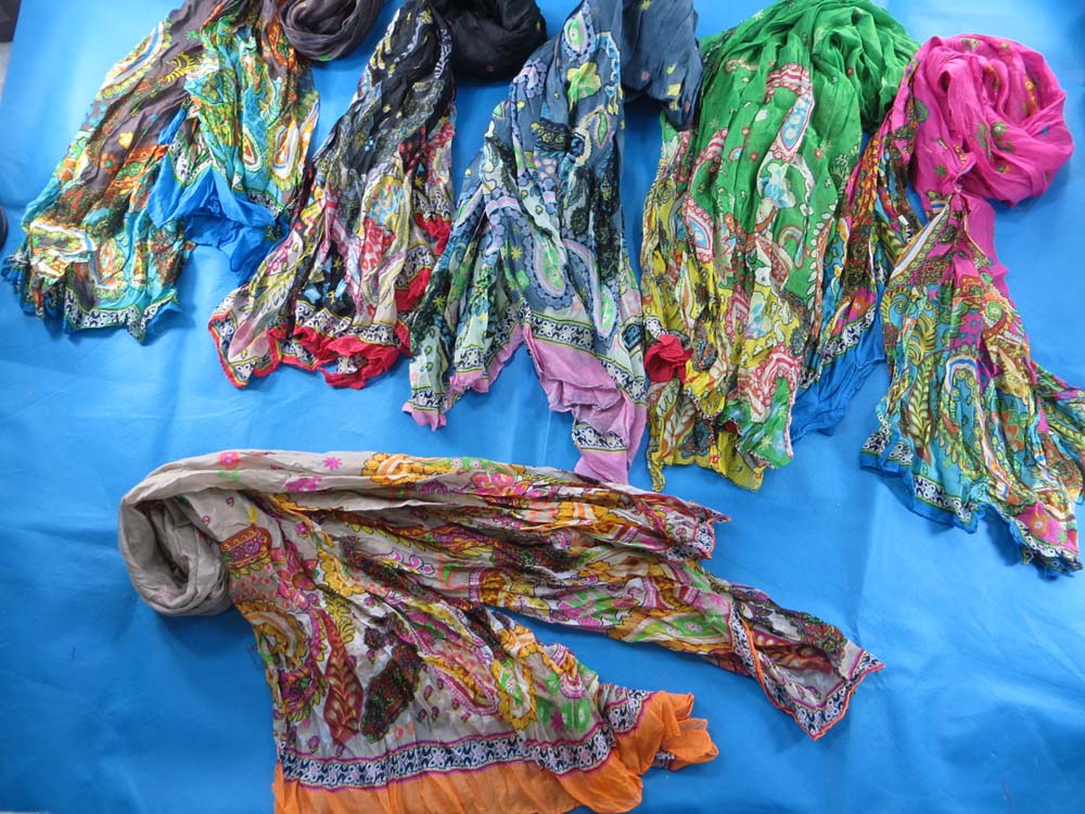 light-shawl-sarong-crinkle-db1-7a