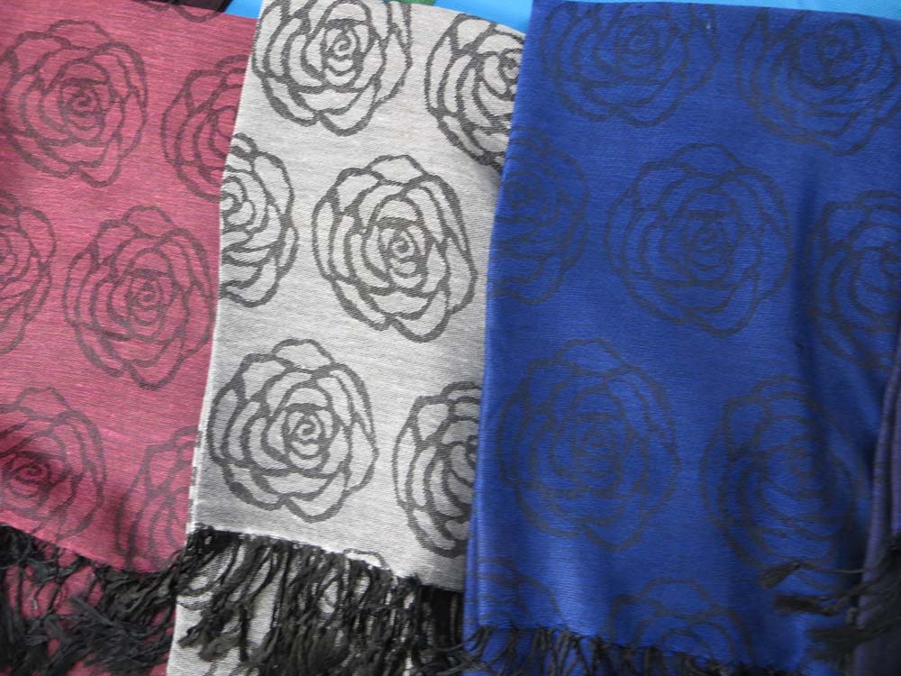 pashmina-scarf-u2-81b