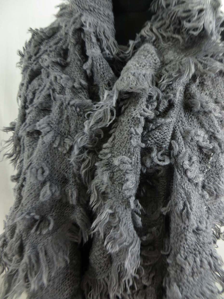 ruffle-scarves-db4-128k