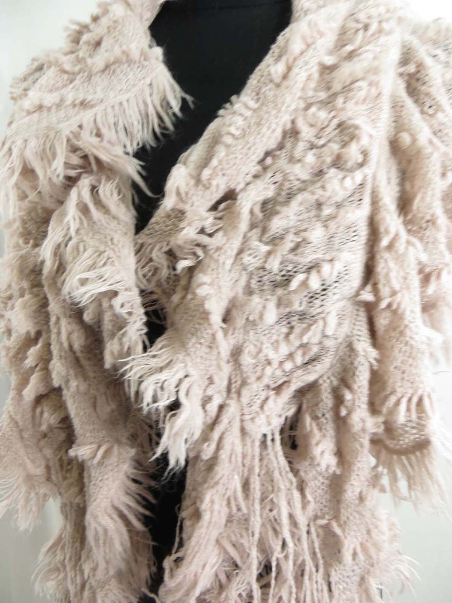 ruffle-scarves-db4-128m