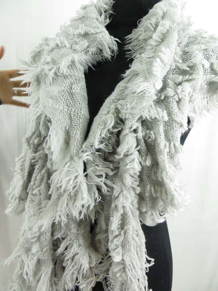 ruffle-scarves-db4-128q