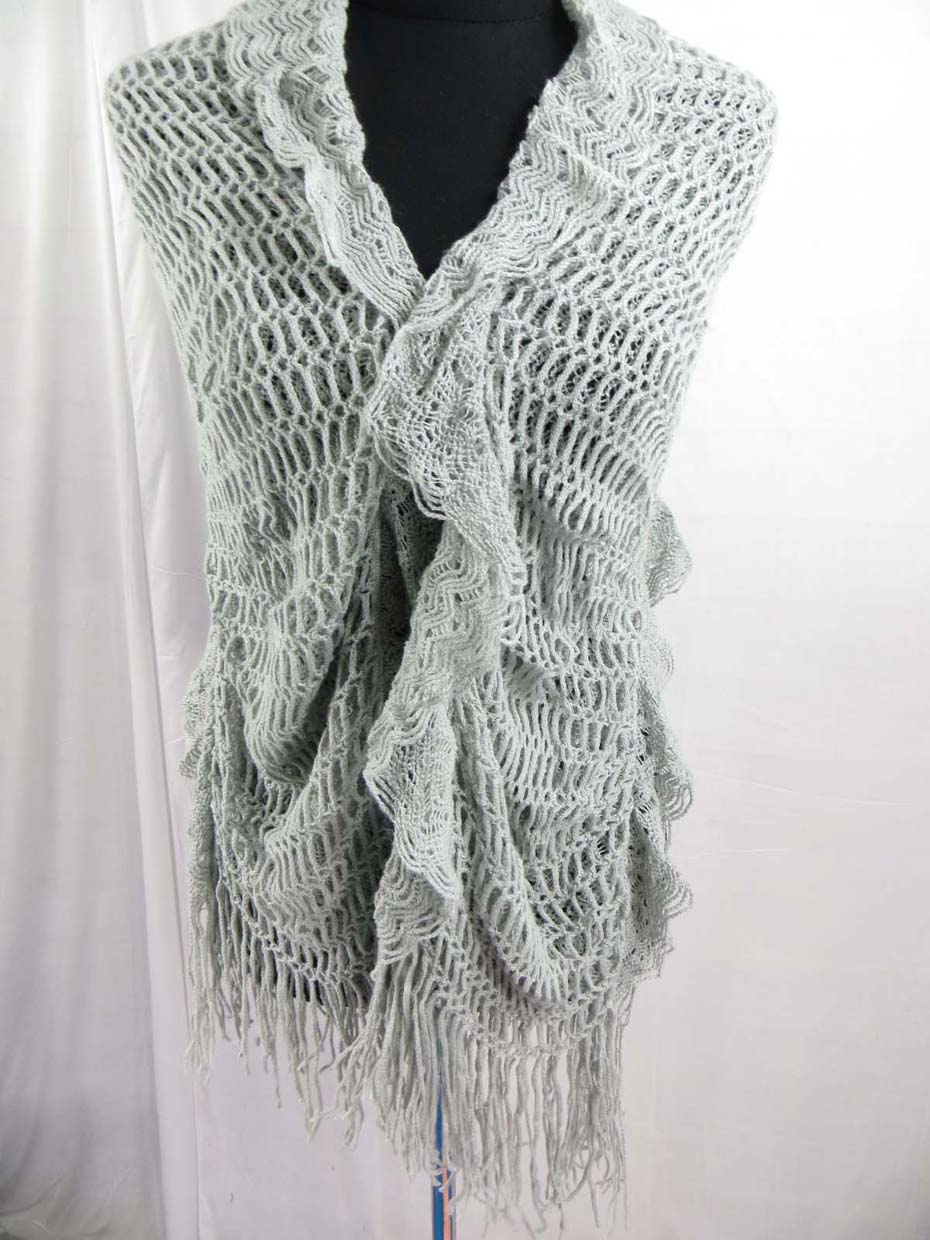 ruffle-scarves-dl5-64o