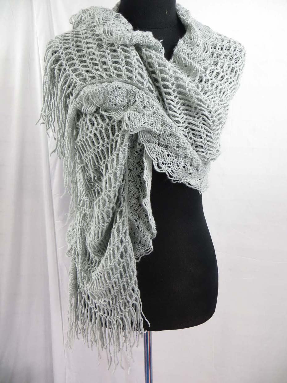ruffle-scarves-dl5-64q