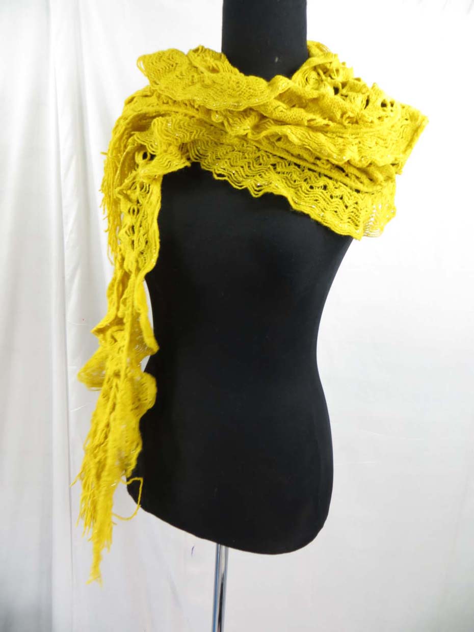 ruffle-scarves-metalic-thread-dl2-65zz