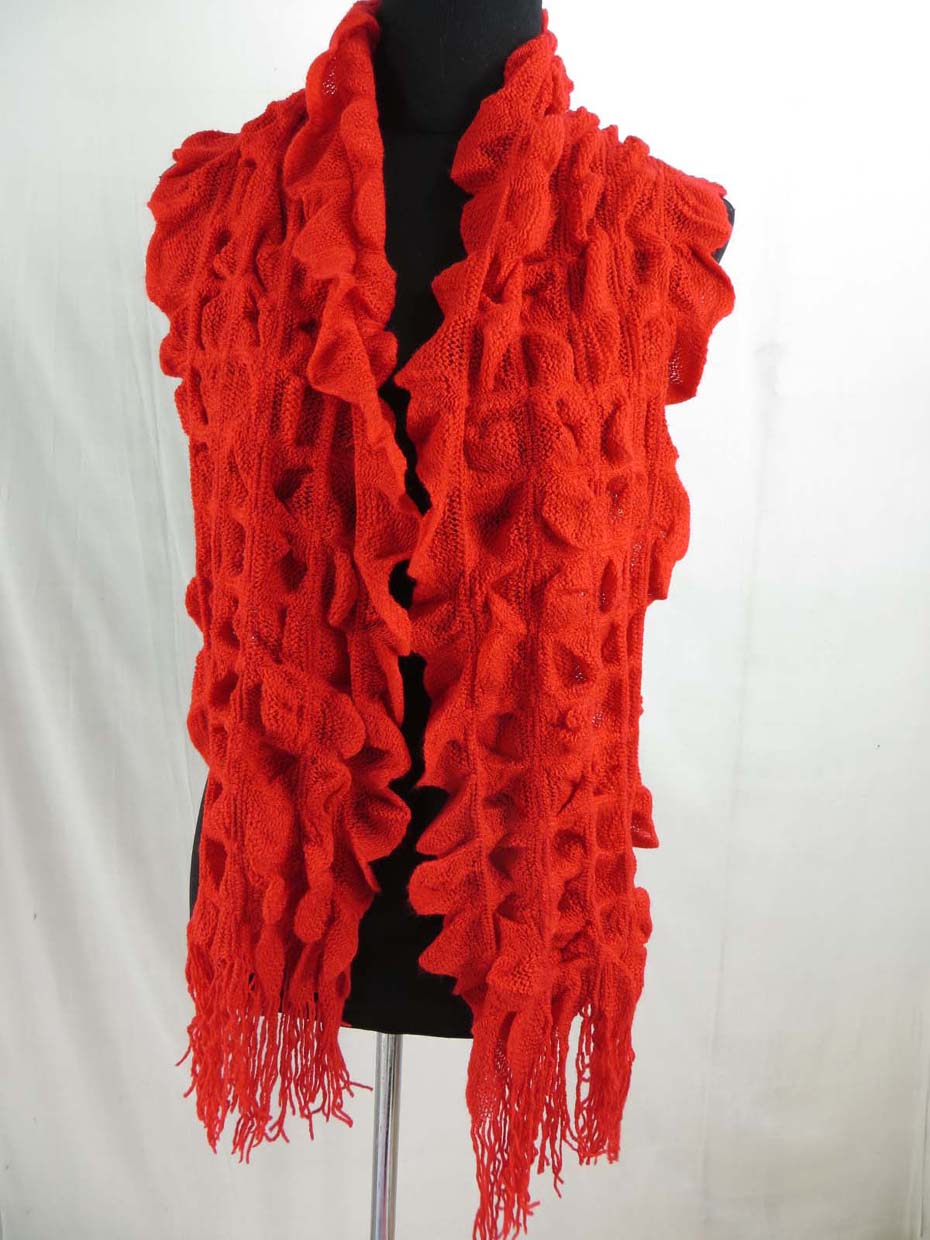 ruffle-scarves-u6-123i