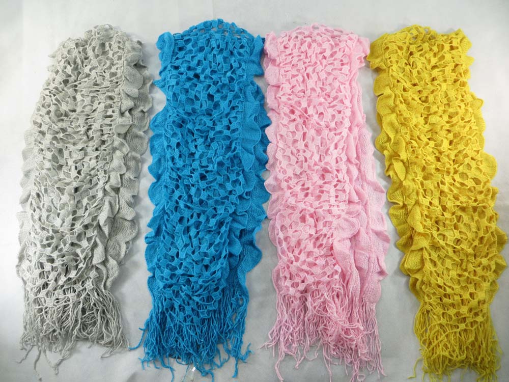 ruffle-scarves-u6-124a