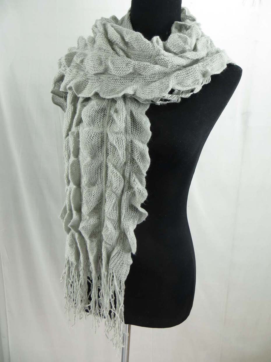 ruffle-scarves-u6-124u