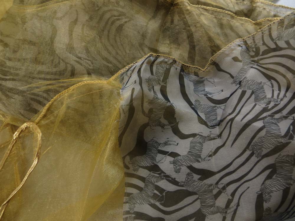 sheer-scarf-u5-113b