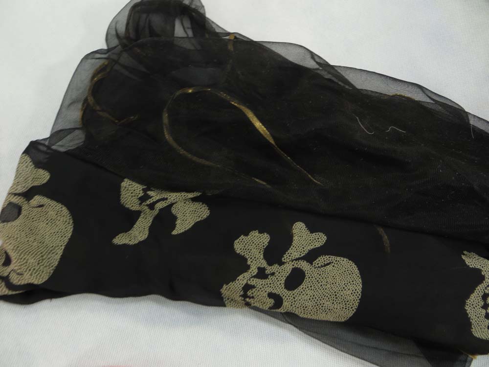 sheer-scarf-u5-136e