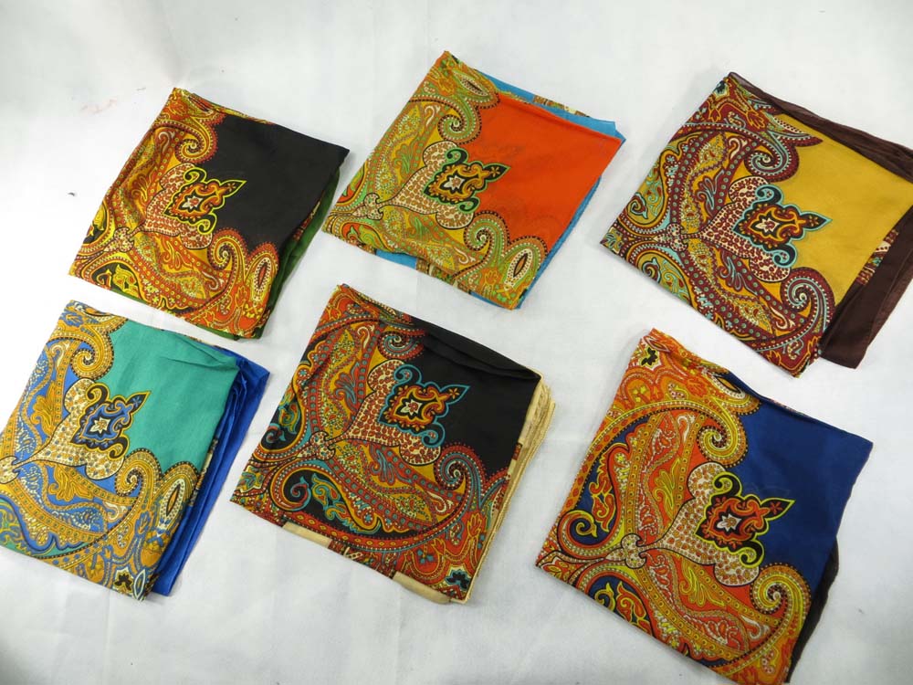square-scarf-01a