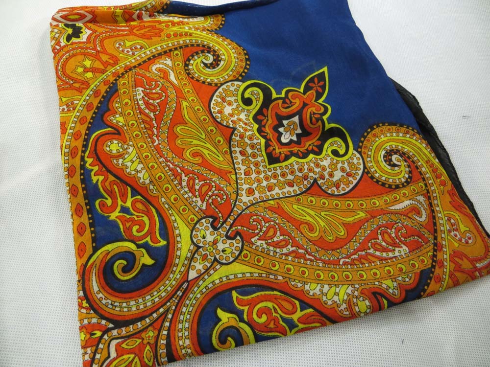 square-scarf-01e