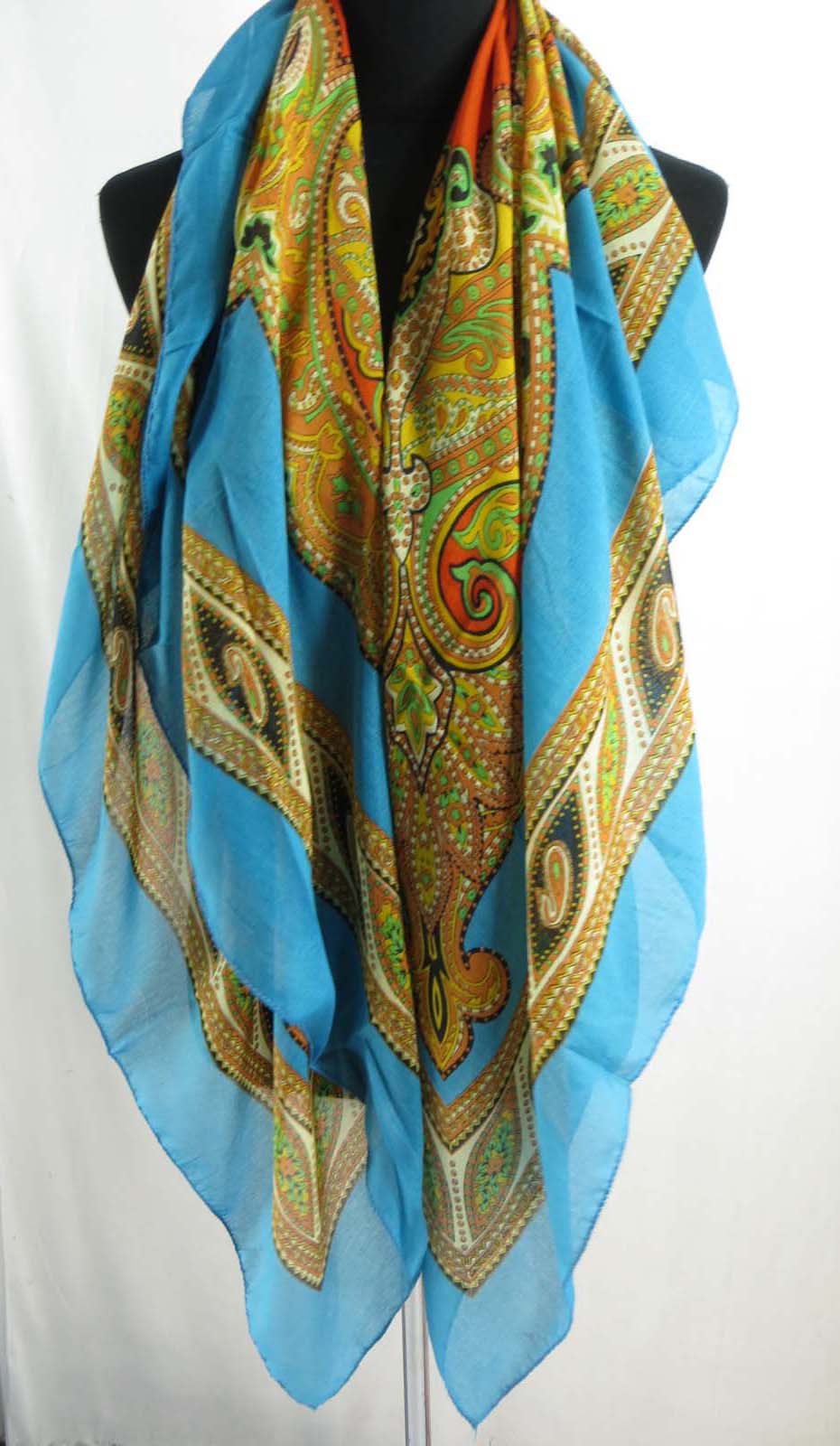 square-scarf-01x