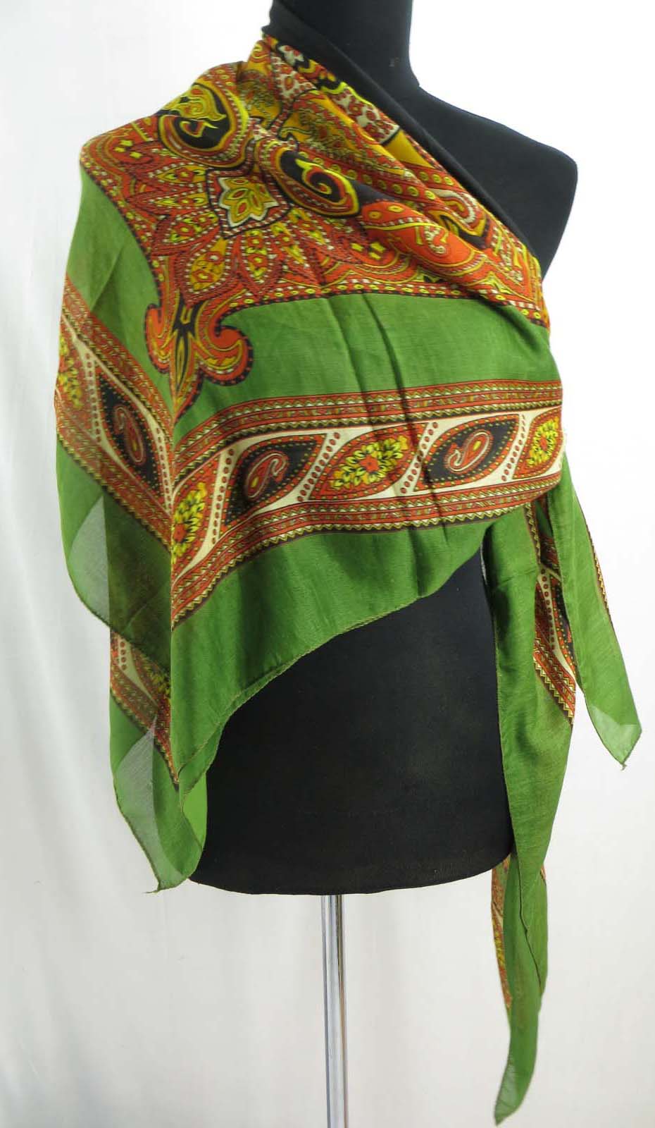 square-scarf-01zp