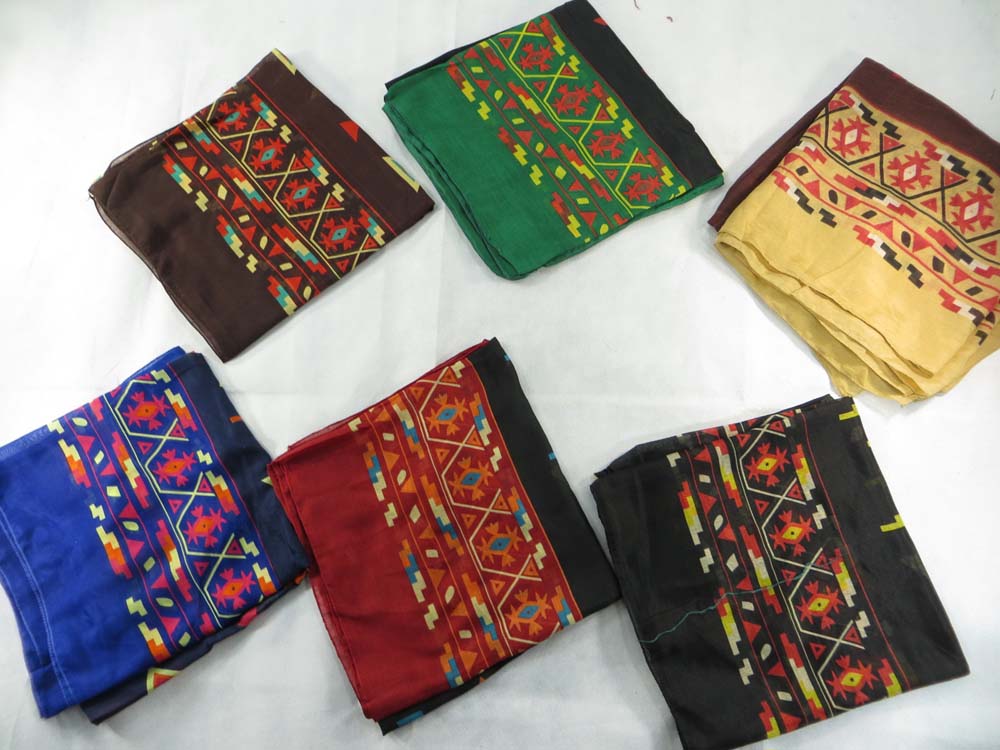 square-scarf-03a
