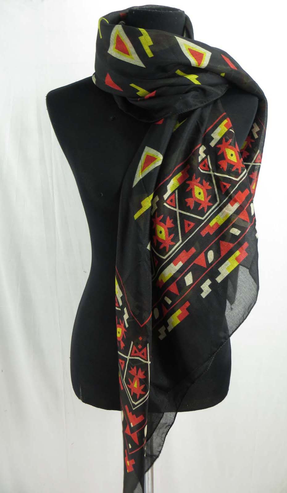 square-scarf-03q