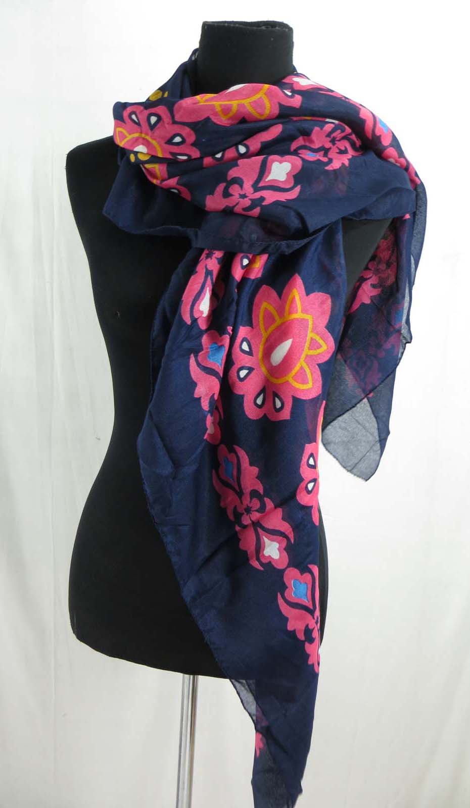 square-scarf-04j